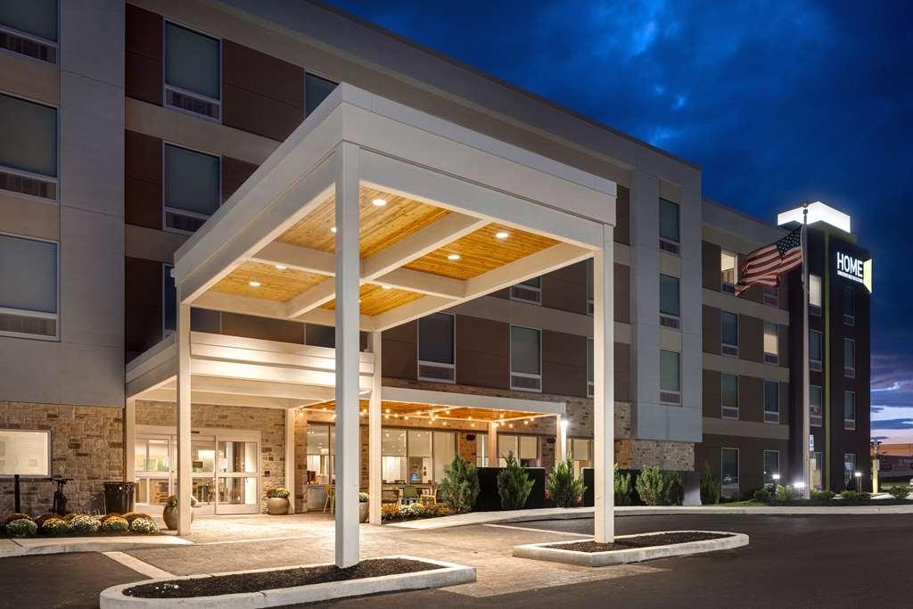 Home2 Suites By Hilton Allentown Bethlehem Airport Exterior photo